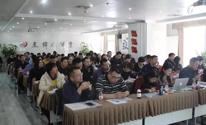 中州建設有限公司周六、周日“充電”忙